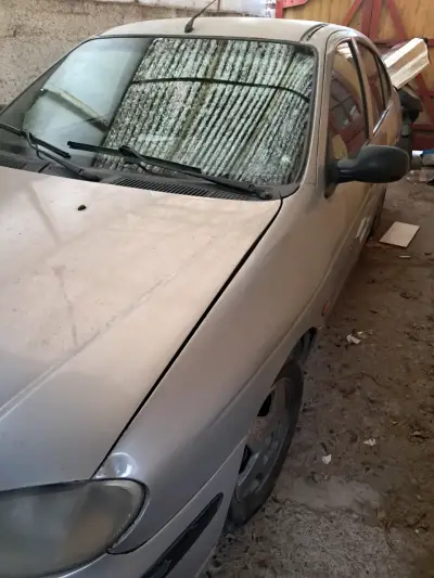 Vendo Renault megane año 2007 - miniatura 3