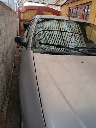 Vendo Renault megane año 2007 - miniatura 4