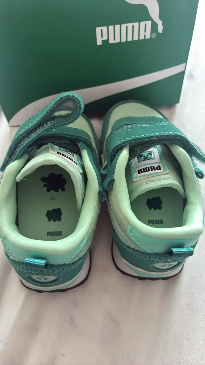 Zapatillas infantiles Puma Bulbasaur verde talla20 - 4