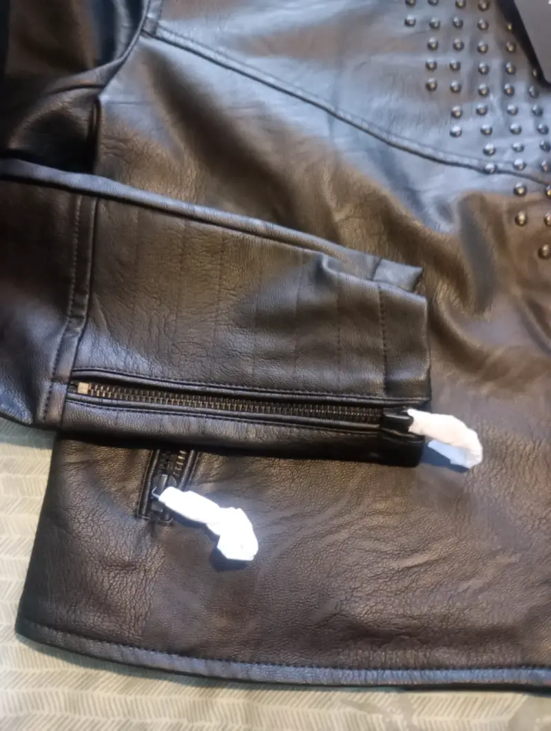 Chaqueta de cuero negra con tachas para mujer JJO - 2