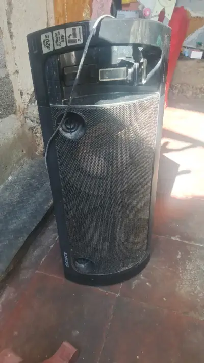 Parlante Sony con potencia de 420W - miniatura 1