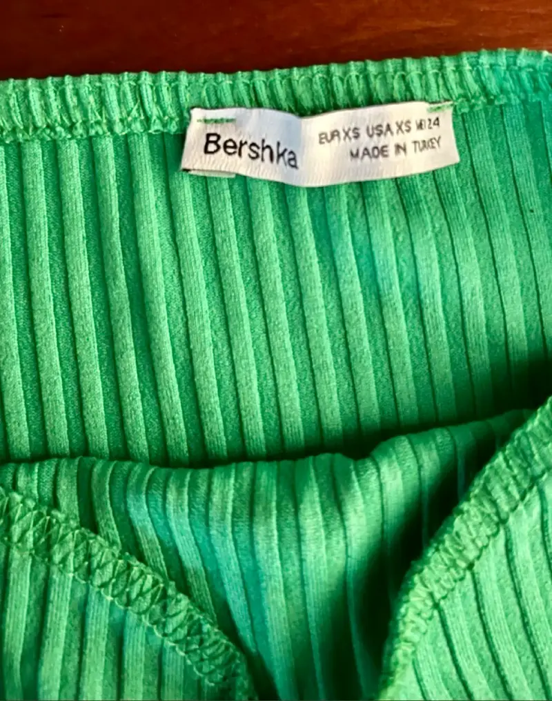 Top verde halter sin espalda para mujer - 6