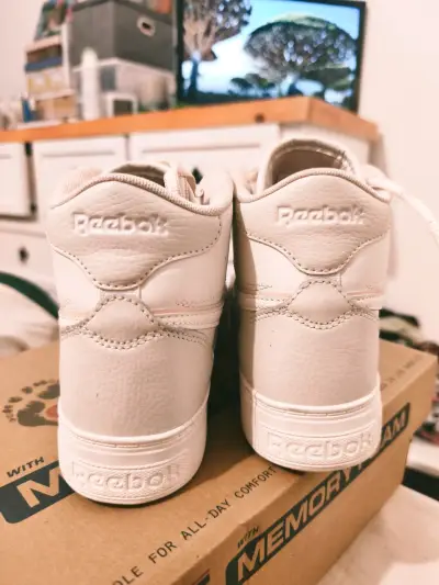 Zapatillas altas blancas Reebok con memory foam - miniatura 3