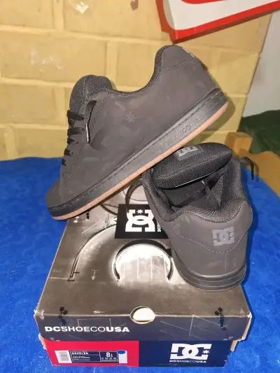 Zapatillas dc 41 - miniatura 1