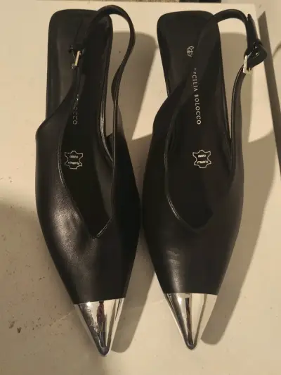 Zapatos de Tacón Bajo Cecilia Bolocco Negros - miniatura 2