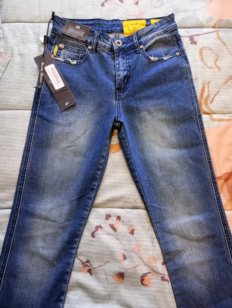 Jeans de mezclilla azul para mujer Ellus - 5