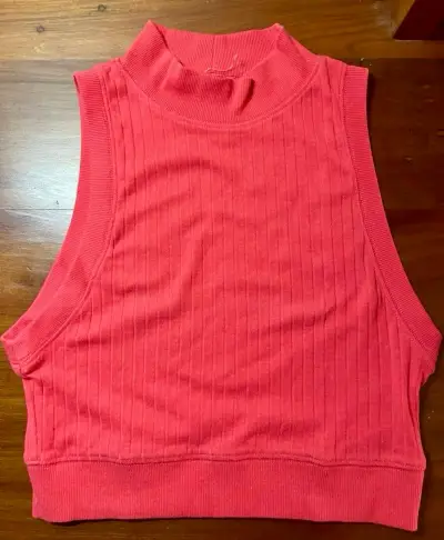 Top sin mangas rojo para mujer - miniatura 3