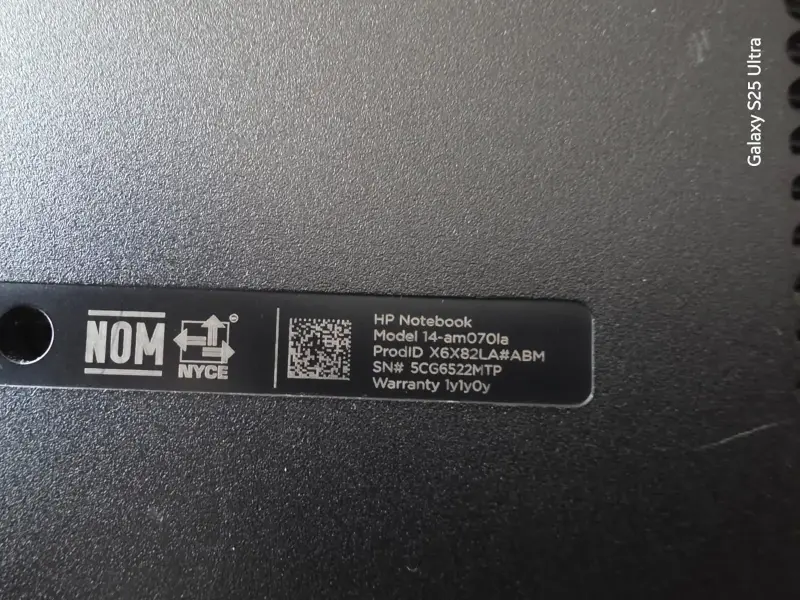 Notebook HP 14-am070la con cargador - 2