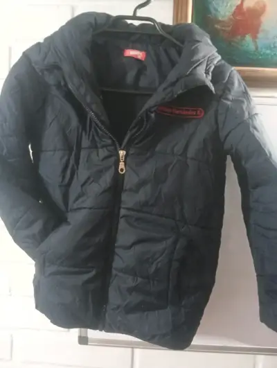 Chaqueta acolchada negra para niño - miniatura 2