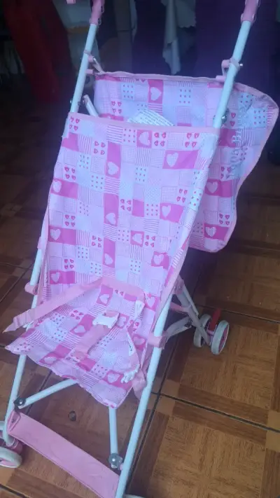 Coche de paseo plegable rosa para niña - miniatura 3
