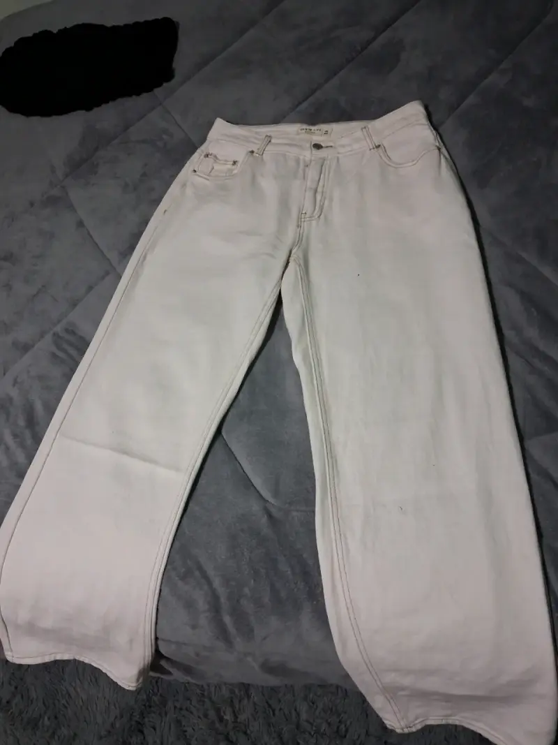 Jeans blancos para mujer en buen estado - 2