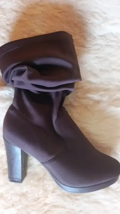 Botas de tacón alto marrones para mujer - miniatura 3