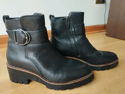 Botines de cuero negro BLONDO( casi nuevos) - miniatura 1