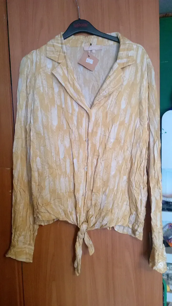 Polerón estampado verde con capucha - 4