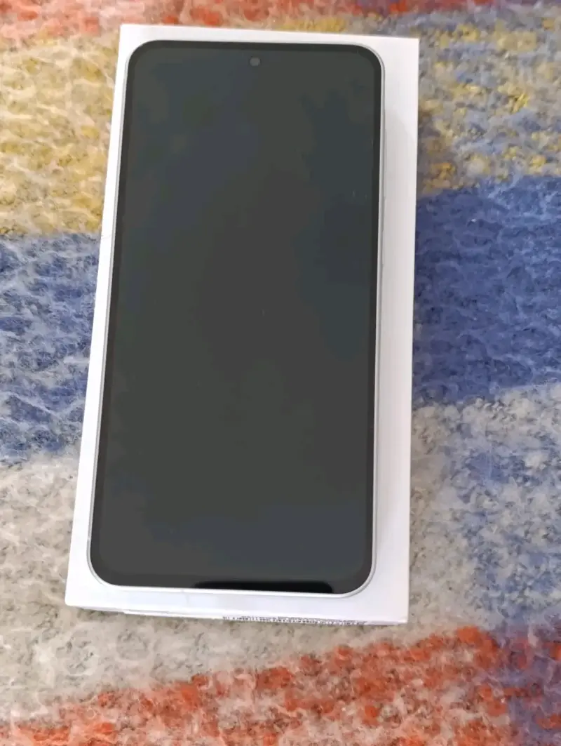 Samsung Galaxy A56 5G en excelente estado - 2