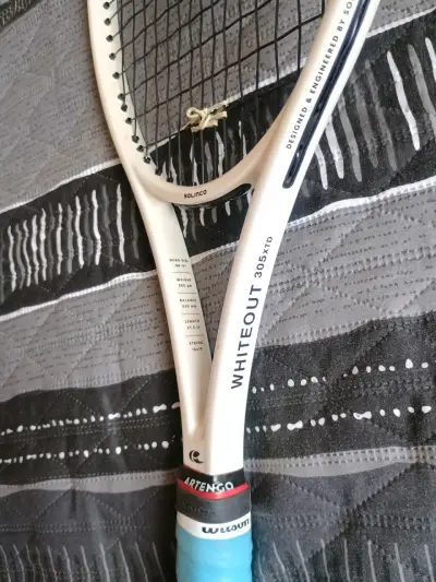 Raquetas de tenis Solinco Whiteout 290 y 305xtd - miniatura 2
