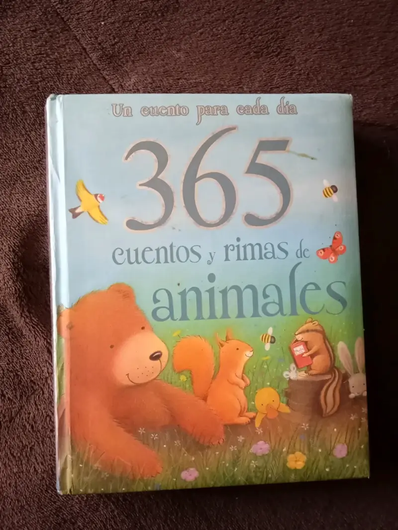 Libro infantil 365 cuentos y rimas de animales - 1