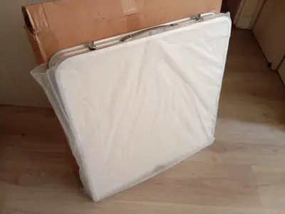 Mesa plegable rectangular portátil de 120x60cm - miniatura 1