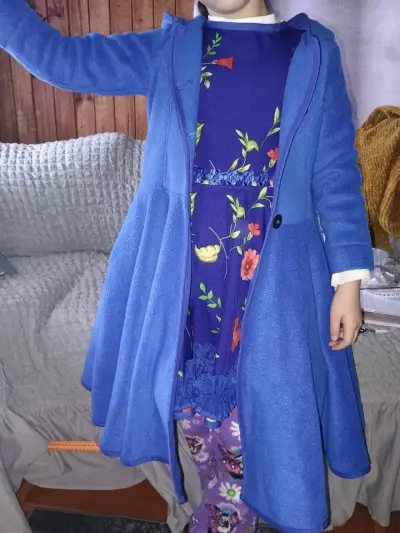 Vestido de cueca más abrigo ,pañuelo, en talla 4-6 - miniatura 2