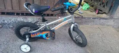 Bicicleta infantil Bianchi Goliat 12 pulgadas - miniatura 1