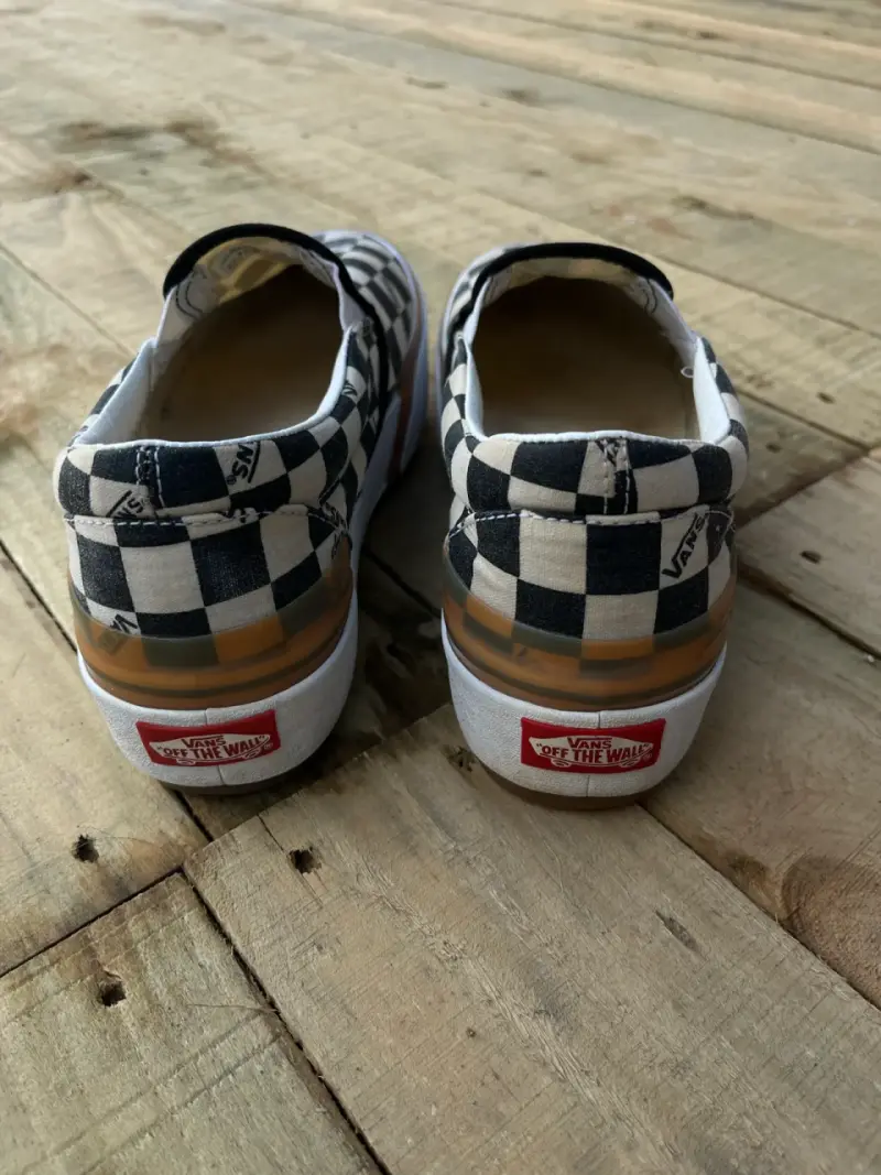Zapatillas Vans Slip-On Checkerboard Blanco y Negro - 2