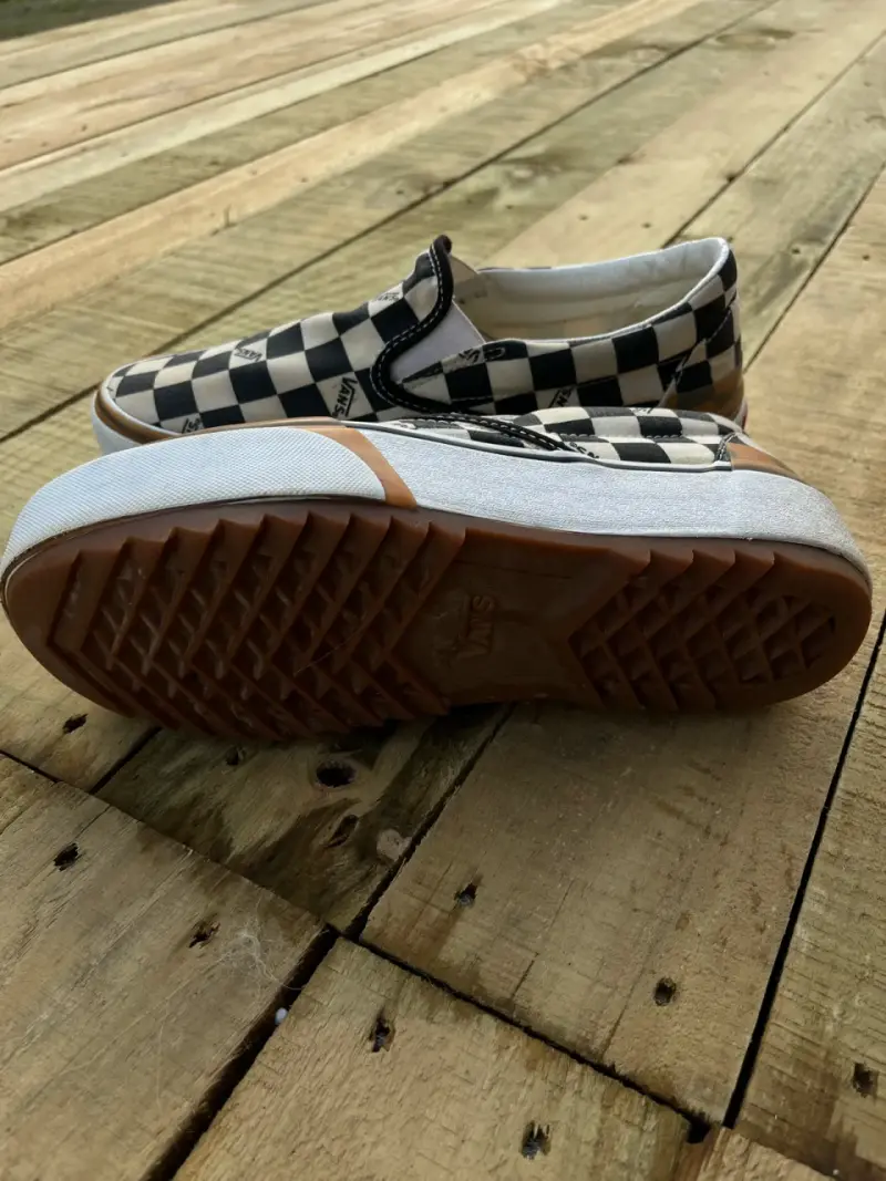 Zapatillas Vans Slip-On Checkerboard Blanco y Negro - 4