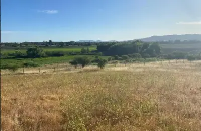 Terreno de 7300 m2 en zona rural - miniatura 2