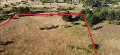 Terreno de 7300 m2 en zona rural - miniatura 4