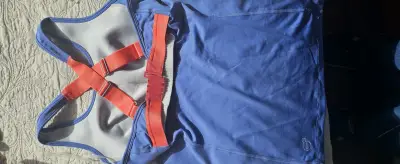 Polera deportiva azul Puma para mujer - miniatura 2