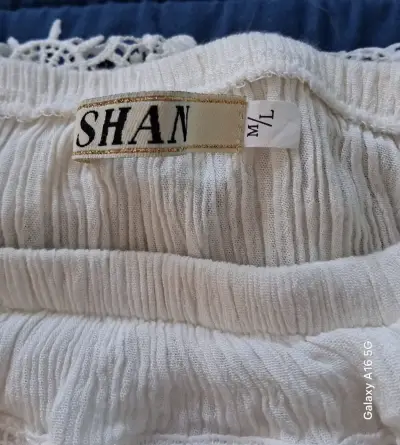 Enterito blanco con encaje para mujer - miniatura 3