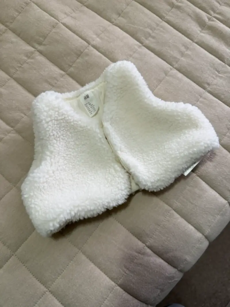 Chaleco de bebé blanco H&M suave - 3