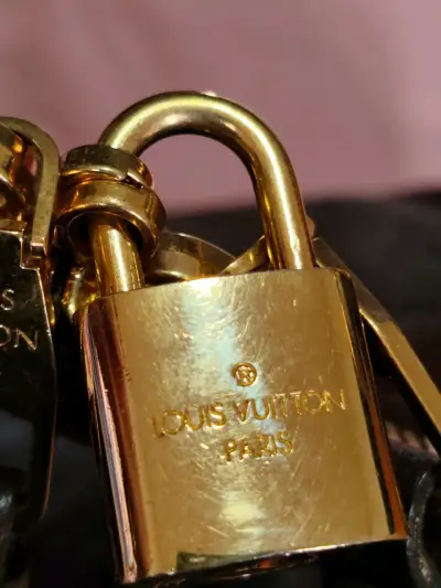 [usado] Bolso Louis Vuitton original de cuero - miniatura 5
