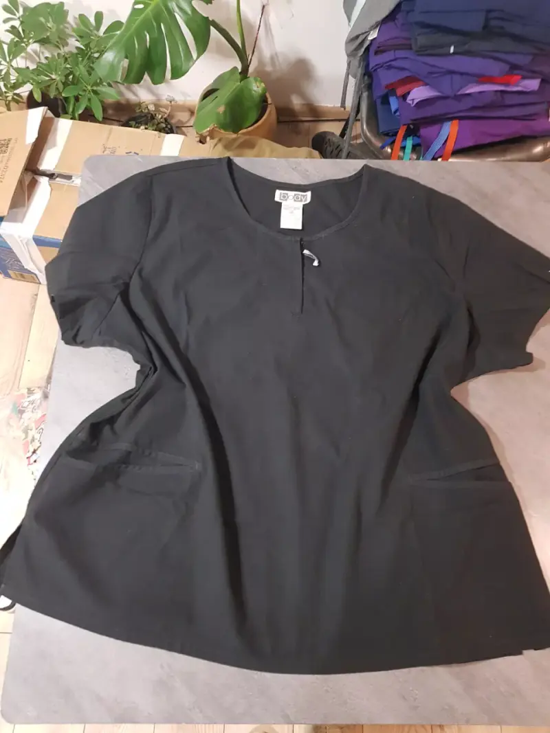 Uniformes clínicos - 4