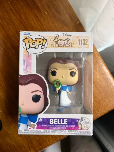Figura Funko Pop Belle La Bella y la Bestia - miniatura 1