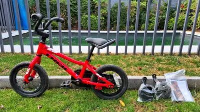 Bicicleta Precalibrer Trek Aro 12 - miniatura 3