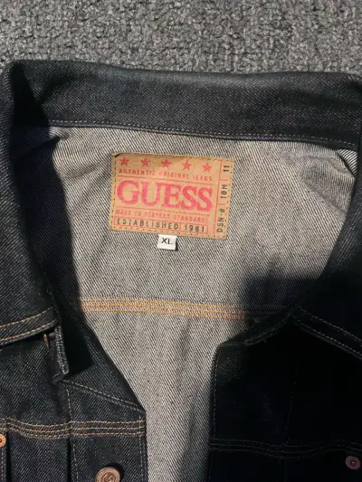 Chaqueta de mezclilla Guess negra talla XL - miniatura 3