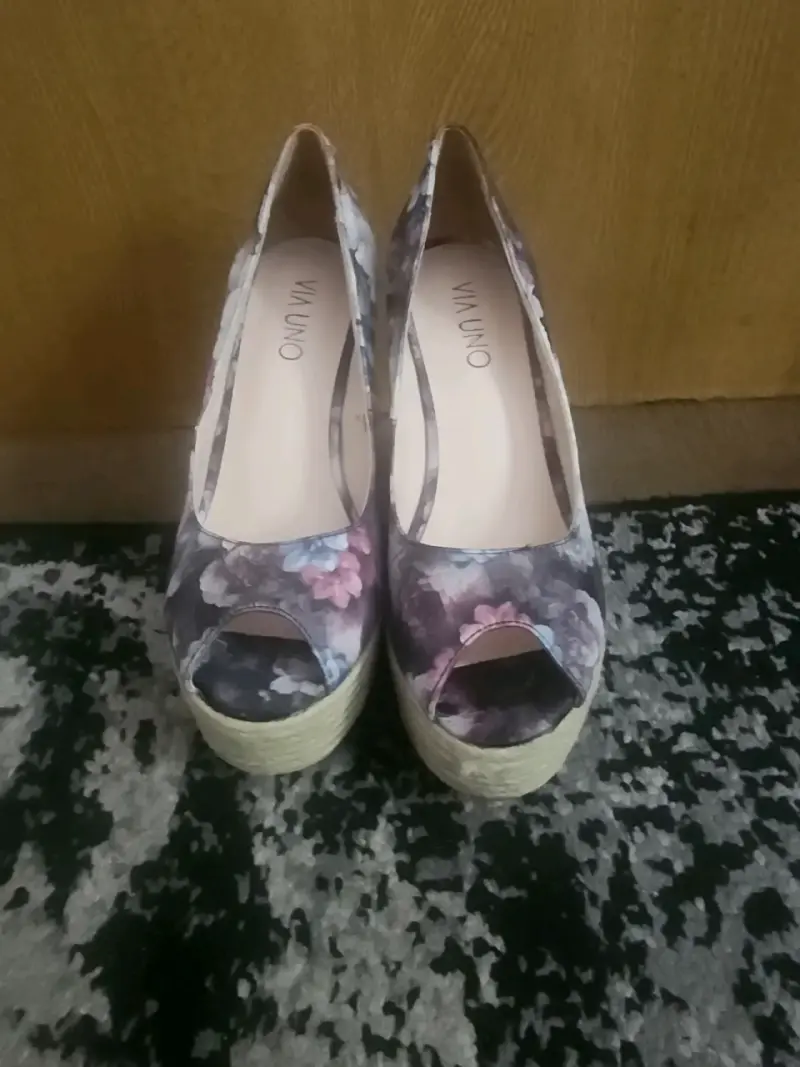 Zapatos de cuña floral con plataforma - 2