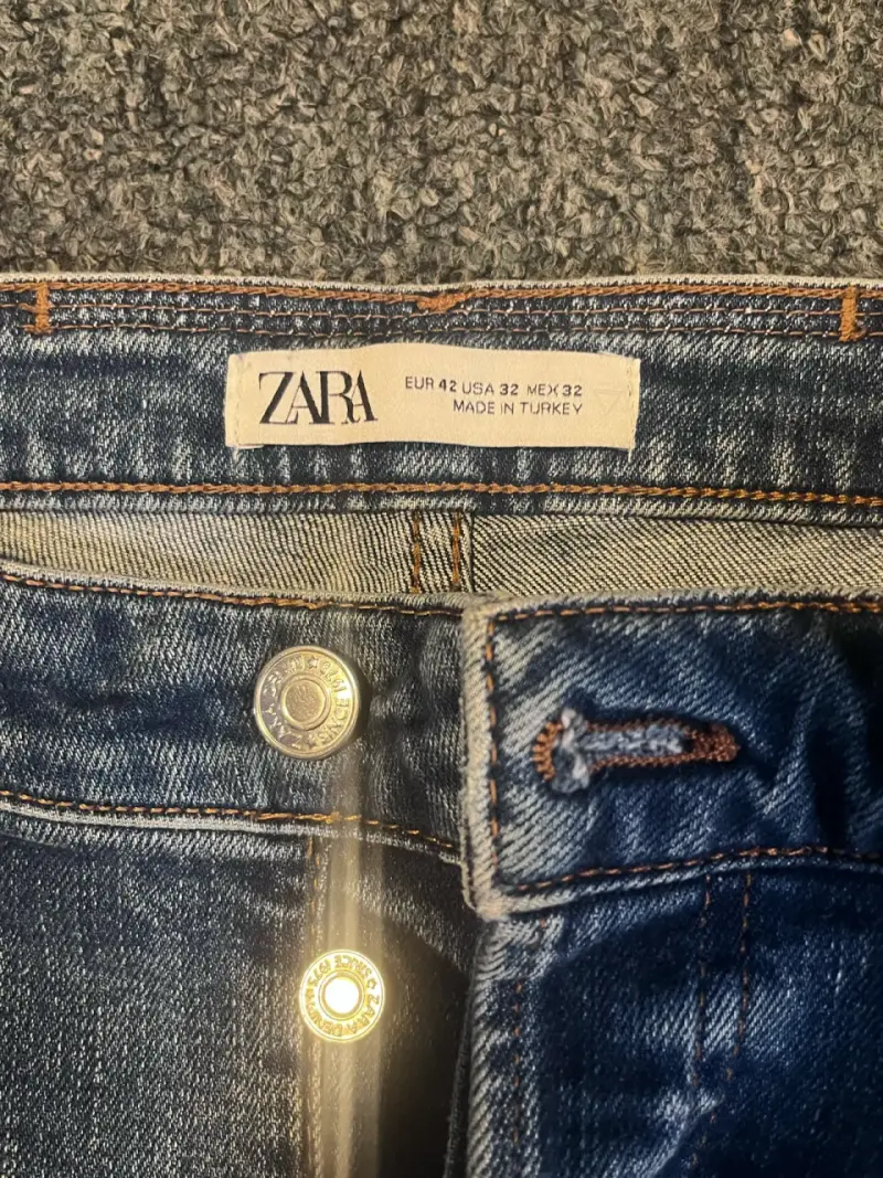 Jeans desgastados  Zara - 5