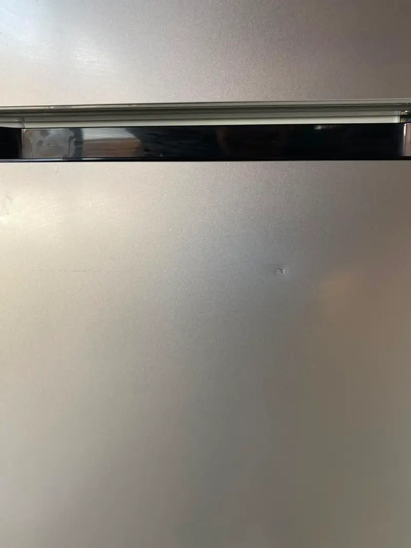 Refrigerador Midea de dos puertas en acero inoxidable - 5