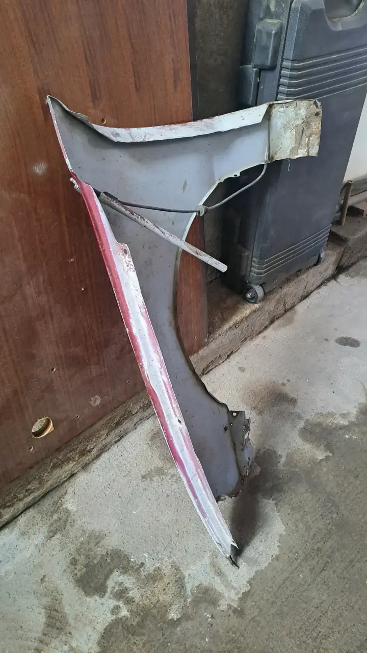 Guardabarros delantero der hyundai accent 95 - 5