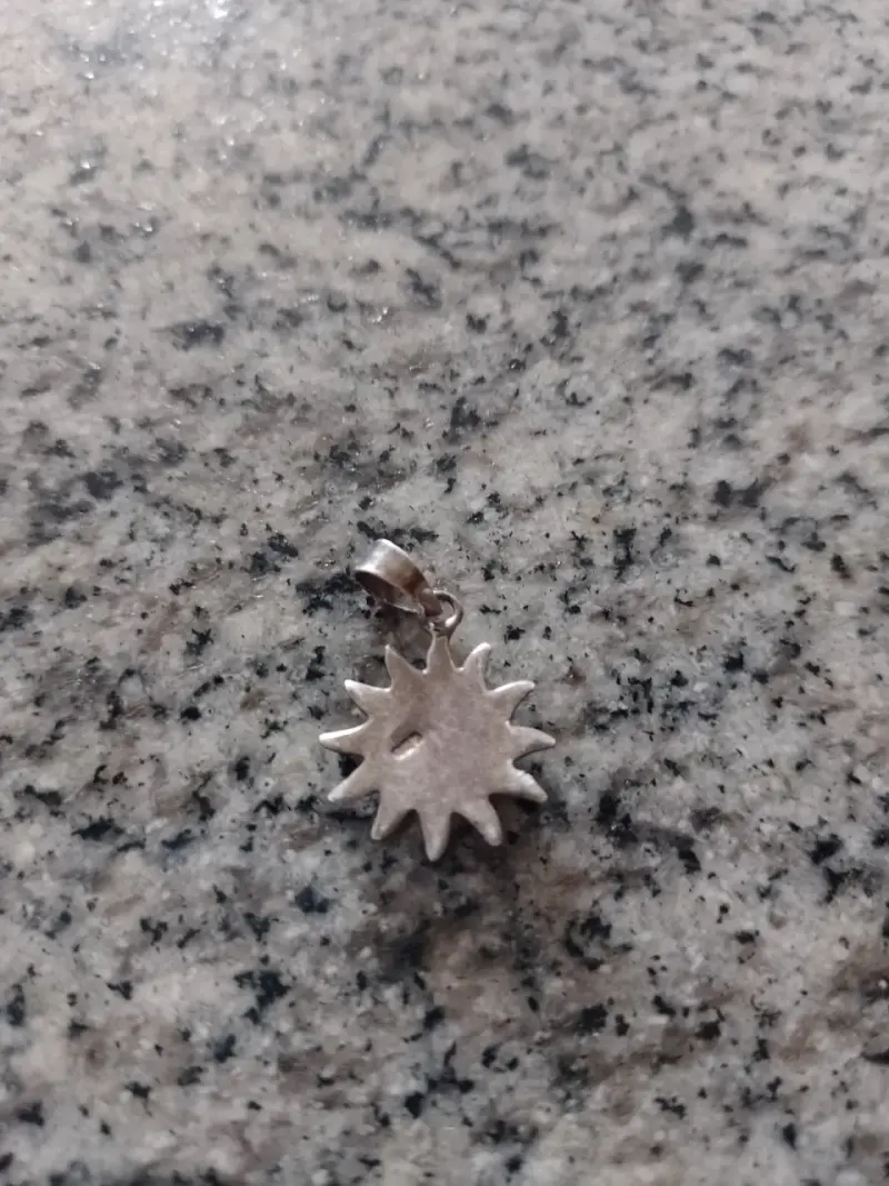 Colgante de plata en forma de sol - 2