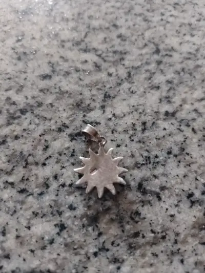 Colgante de plata en forma de sol - miniatura 2