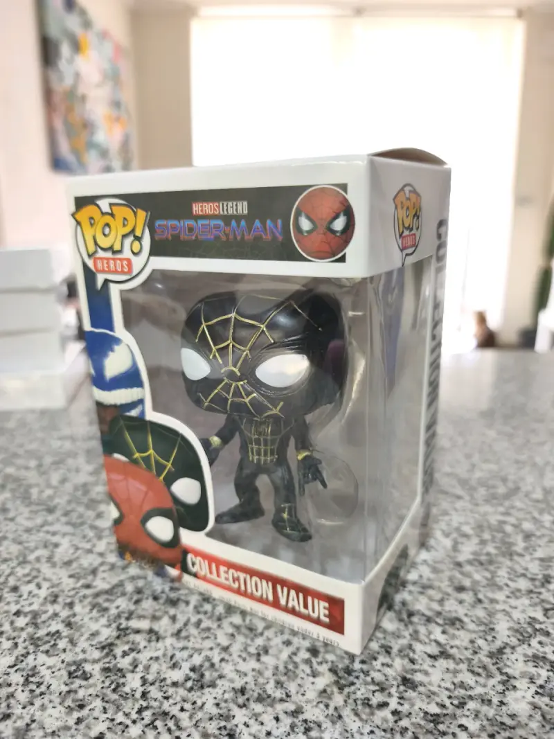 Vendo Funko pop de spiderman y pokemon - 3