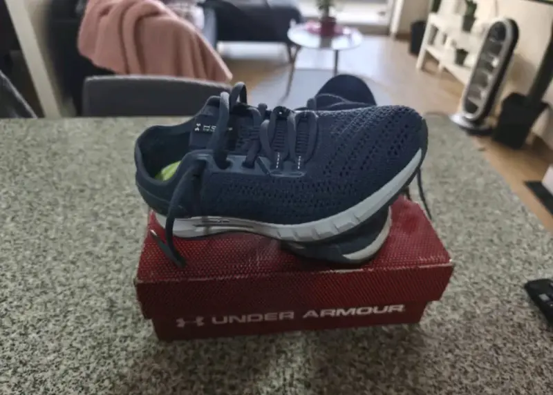 Zapatillas deportivas Under Armour HOVR azul - 1