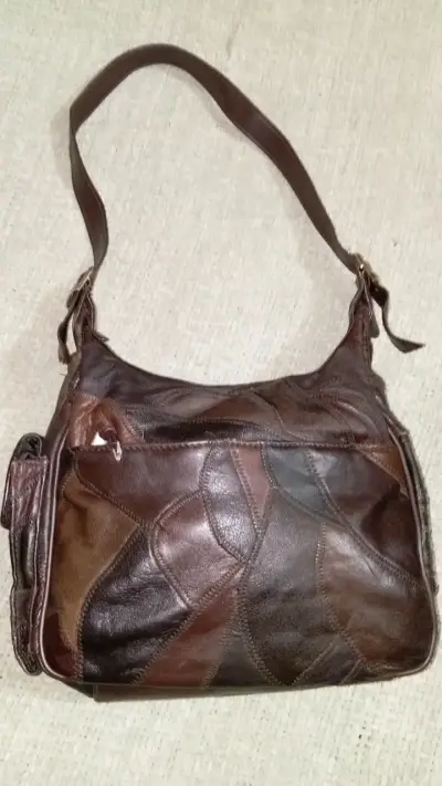 Cartera vintage marrón con aplicaciones de cuero - miniatura 1