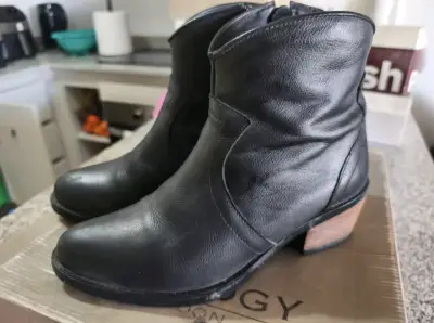 Botines de cuero negro para mujer - miniatura 1
