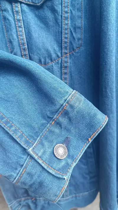 Chaqueta de mezclilla Levi's azul para hombre - miniatura 4