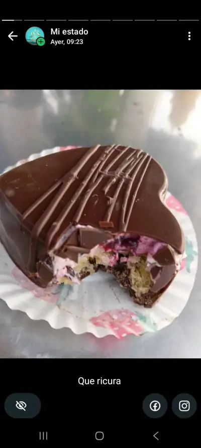 Alfajores artesanales de chocolate rellenos - miniatura 4