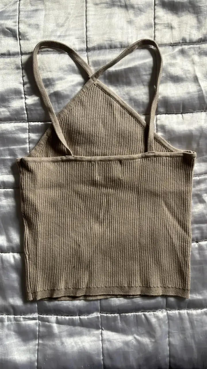 Top de tirantes beige H&M en buen estado - 2
