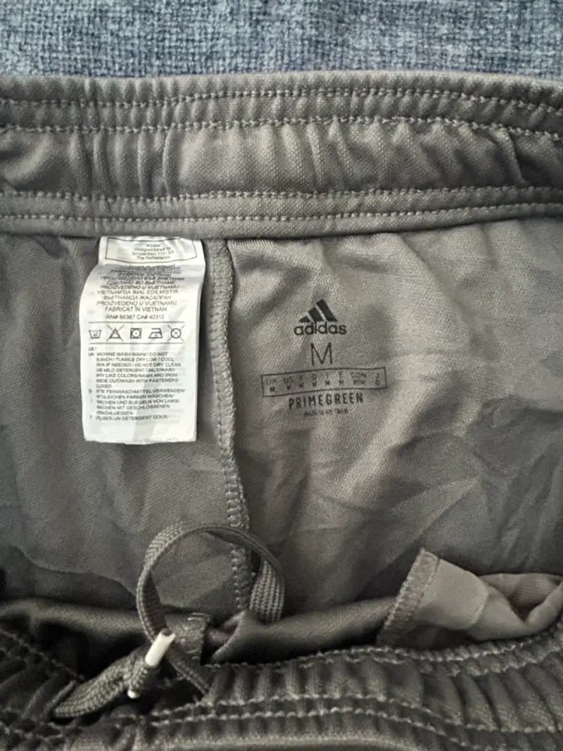 Pantalones deportivos grises Adidas Primegreen - 4
